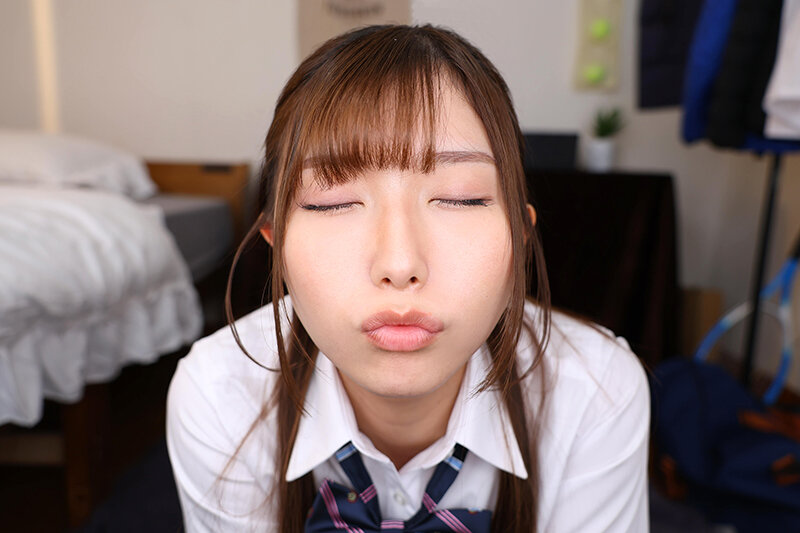 【VR】【8K VR】顔距離3cm、視界いっぱいに広がる美顔ベロチュー誘惑 逢沢みゆ 2枚目