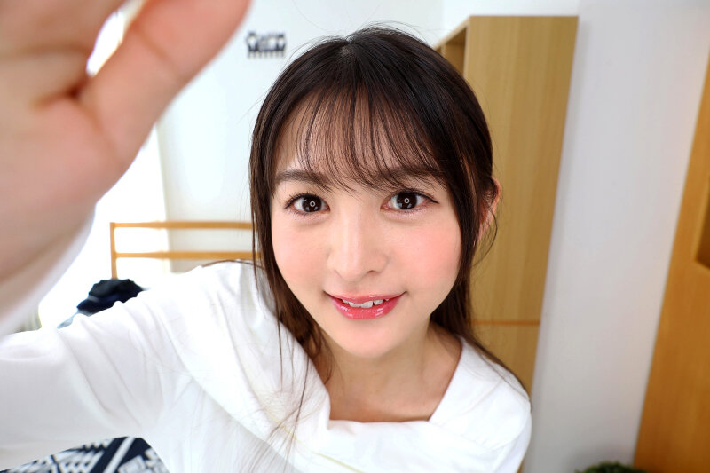 【VR】【8K】突然始まった過保護過ぎるイトコの姉ちゃんとの2人暮らし 朝から晩まで、勃起→即射精の世話焼きオナサポ生活 幸村泉希 サンプル