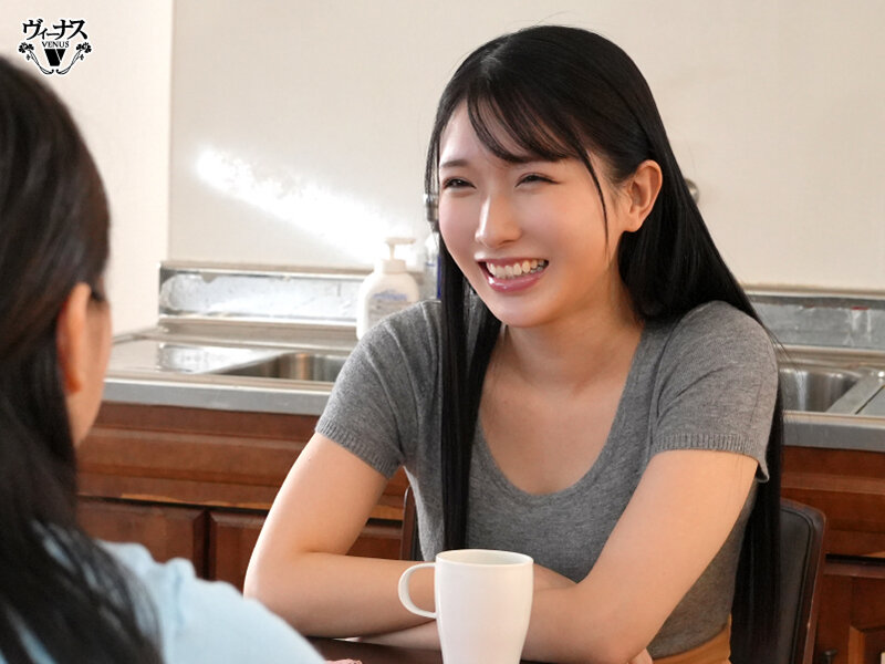 最終電車でパンチラしていた嫁の義姉さんは勃起した僕に気付いて誘惑しはじめた 宮西ひかる 画像3