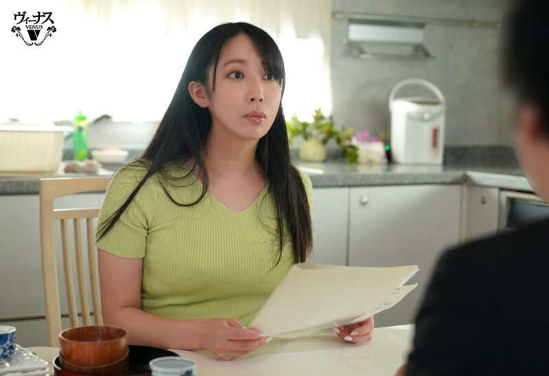 無理やり抱かれたセックスが忘れられなくて浮気の沼に魅せられた人妻 東ふうか 画像3