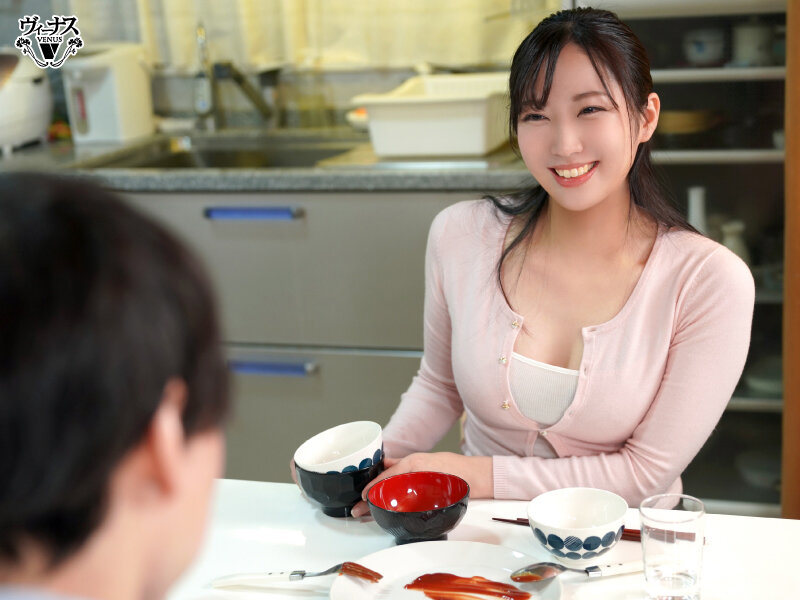 大好きな叔母を四六時中抱いた愛液と中出しに溺れる絶頂セックス 東ふうか 画像3