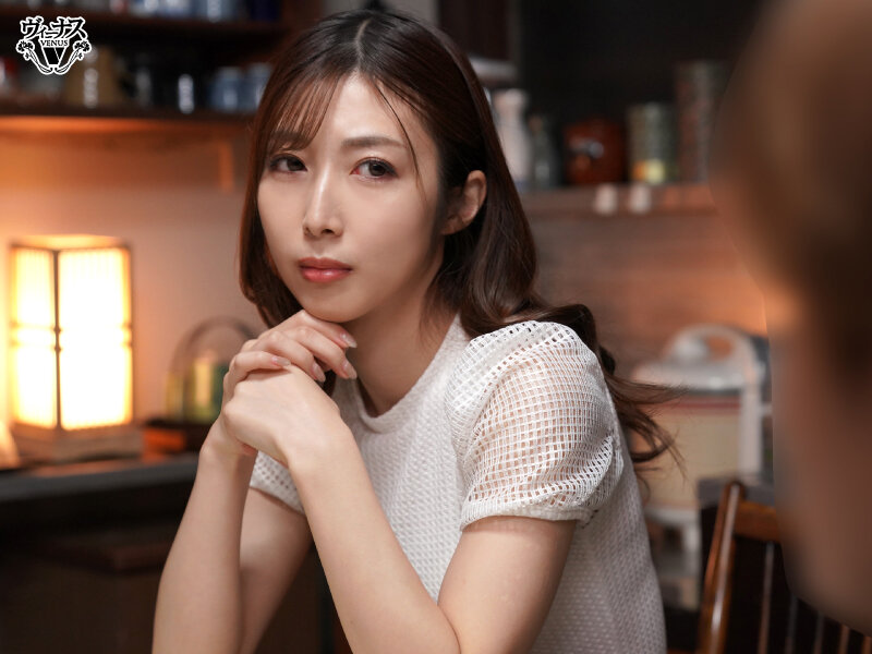 息子は煩悩まみれの肉食獣―。首絞め・イラマ・固定バイブで完全メス堕ちする母親 今井栞菜 画像3