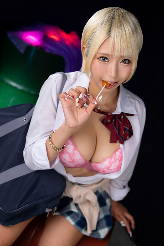 VRKM-783 第 1 部分 - 30 分钟