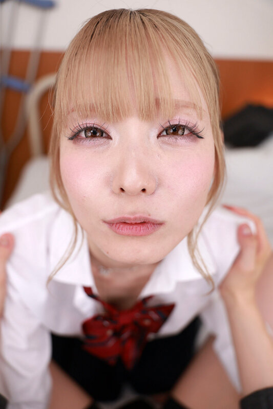 【VR】天井特化アングルVR ~病室で声我慢セックス~ 藍瀬ミナ