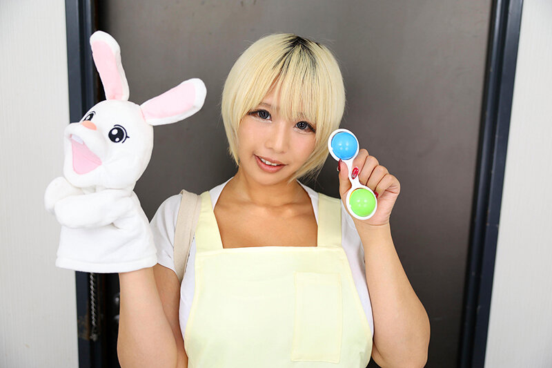 【VR】甘あまトロトロ赤ちゃん返りデリヘル 金髪むちむちボディと母性にオギャリ射精不可避！！ 規格外のサービスで日々に疲れたアナタを究極の安らぎを与えてくれるアリスママ 乙アリス 画像3