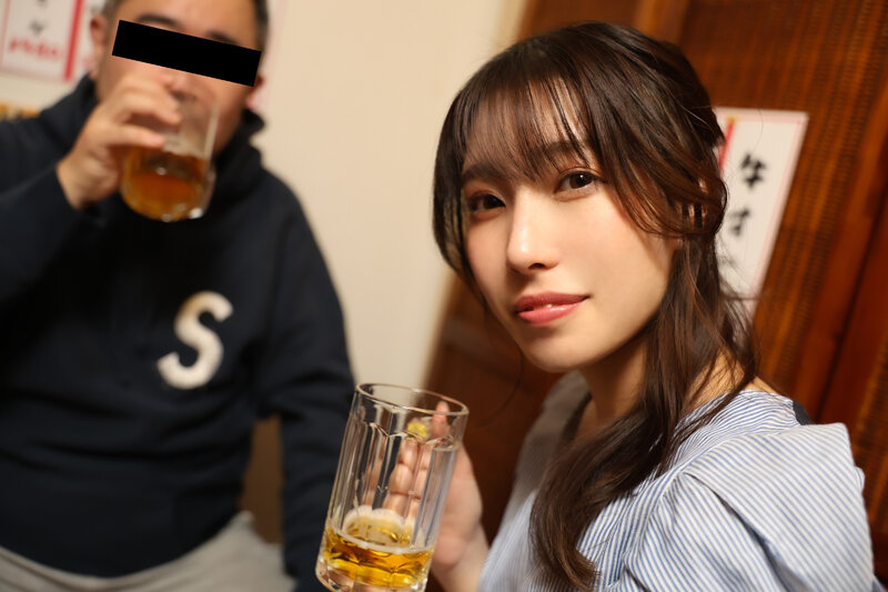 【VR】献上女子 新人は権力に抱かれる… 3枚目