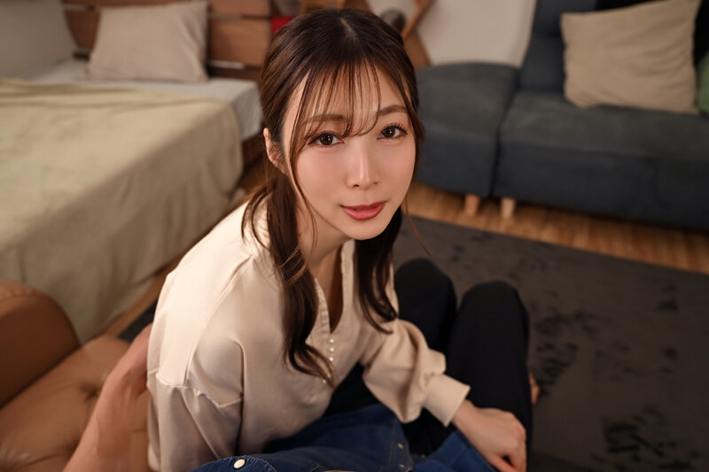 【VR】【馬乗り人妻】托卵狙いでに男に跨り顔騎と杭打ち騎乗位くり返し着床するまで帰らない… 今井栞菜 画像4