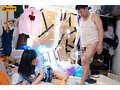 隣の汚部屋の絶倫オヤジに監禁された制服少女 舐め回され失禁連続精液ぶっかけ中出しレ×プ 柏木こなつ 