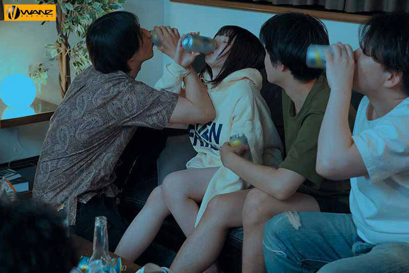 WAAA-443 第 1 部分 - 30 分钟