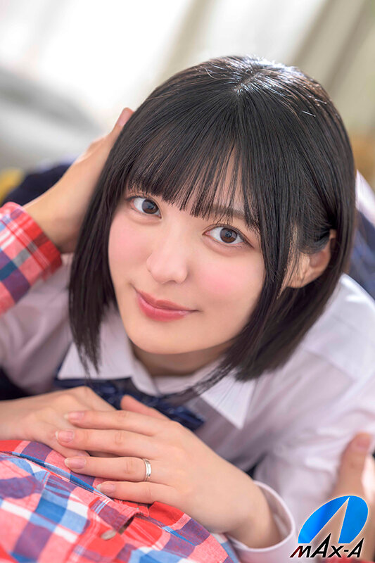甘えん坊女子校生新妻と子作り中出し性活 虹村ゆみ 1枚目