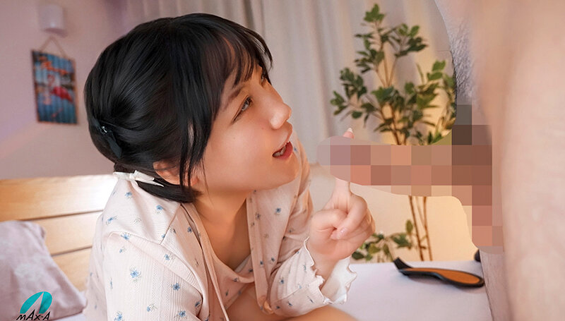 【FANZA限定】両親には絶対ヒ・ミ・ツのメガネっ娘義妹と甘トロSEXヤリまくりの日々 小鈴みかん チェキセット サンプル画像 13