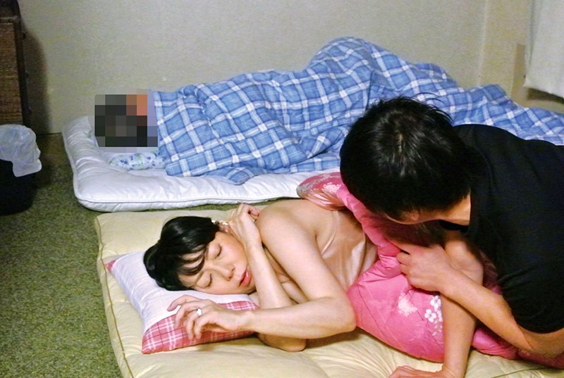 YLWN-107 Part 1 - 30 minutes