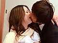 ディープキス人妻NTR！美人奥さんがベロチューで発情して不倫即ハメ 4時間 サンプル画像13
