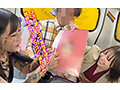 ヤリマンワゴンが行く！！ハプニング ア ゴーゴー！！天馬ゆいとリズの珍道中 天使の透明感と小悪魔な色気で大暴走！甘く激しく素人オタクを魅了しまくる誘惑モード全開ナンパ旅！ - サンプル 8
