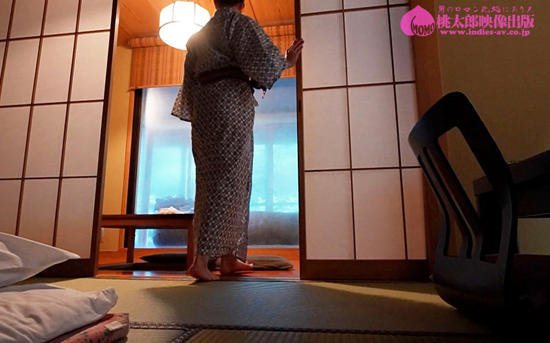 湯けむりちゃんねる【温泉女子】美白巨乳美女が有名温泉地でビチョビチョ濃密にハメ狂う 撮影以外の放送事故映像をノーカット!!湯女 うみ #温泉Y●uTuber #桃源郷 #放送事故 #ガチイキ中出し 及川うみ (DOD) 画像5