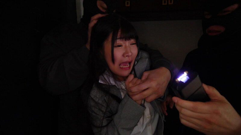 一人暮らしのOLを狙う鬼畜レ●プ集団自宅押込み中出し強●性交 被害者H.Mさん(YMRK-052) 画像1