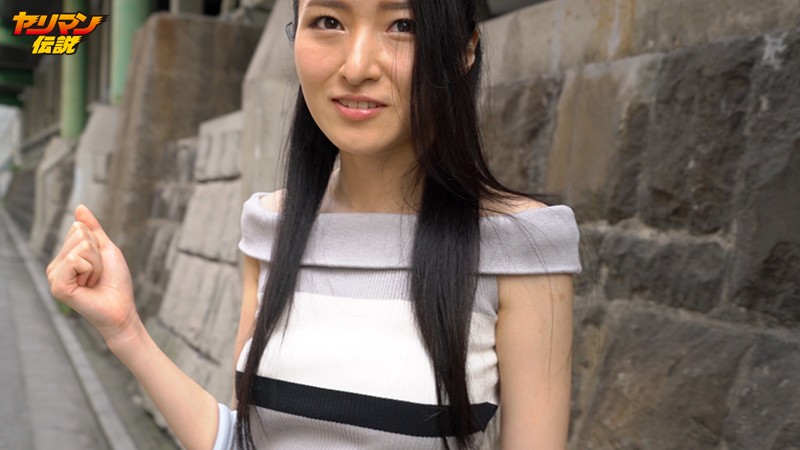 いつもの駅でやたら目が合う人妻に話しかけたらヤレた みずきさん