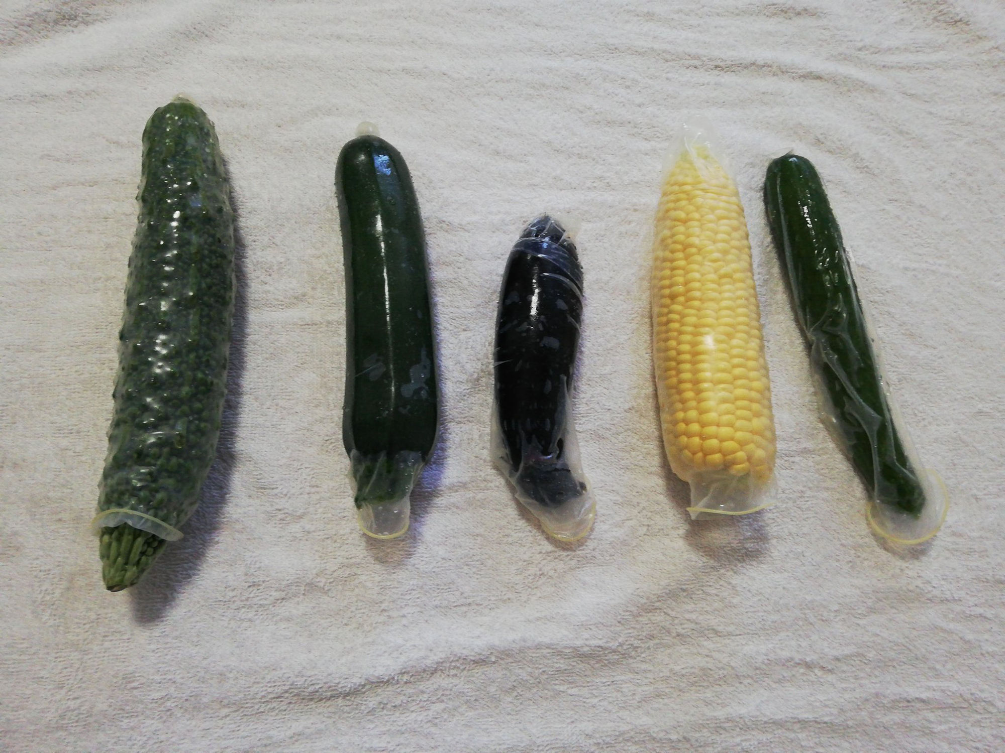 サンプル画像3:初登場・姫宮ぬく美！夏野菜で大人の自由研究！5種野菜でオナニーチャレンジ！気持ちよすぎて失禁ハプニング！おもらしオナニー！アへ声！おしっこ【実演音声、ASMR】(ぼっちえっちLAB) [d_278805]