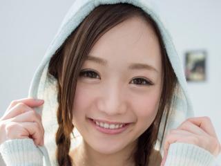 瀬奈まお