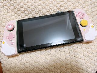 *みぁ＾・ω・)/*