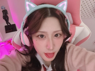 *；えりな+*