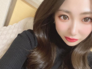 a girl from dmm-acha https://pics.dmm.co.jp/livechat/01020026/profile_l.jpg