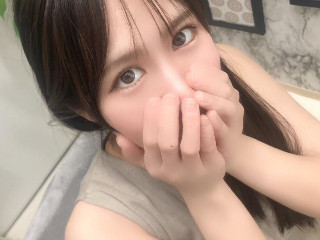 .*。華凜.*。