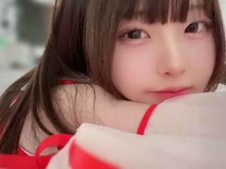 a girl from dmm-acha https://pics.dmm.co.jp/livechat/01063027/profile_l.jpg