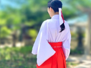 ＋みこ
