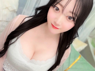 a girl from dmm-ocha https://pics.dmm.co.jp/livechat/01091828/profile_l.jpg