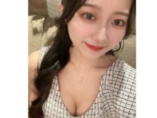 a girl from dmm-acha https://pics.dmm.co.jp/livechat/01096482/profile_l.jpg