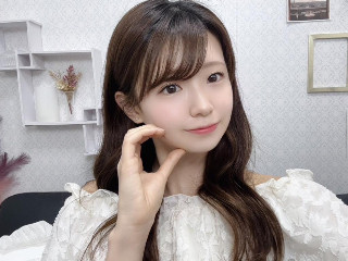 a girl from dmm-ocha https://pics.dmm.co.jp/livechat/01097169/profile_l.jpg