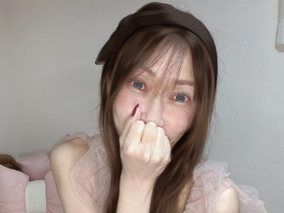 ♪☆＼もも／☆♪