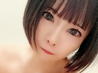 a girl from dmm-macha https://pics.dmm.co.jp/livechat/01098927/profile_l.jpg
