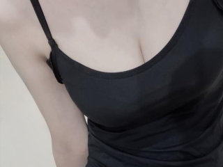 FANZA/おちゃ/深紅（みく）