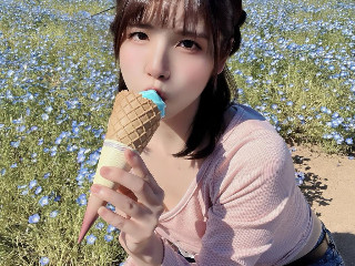 まな.°+