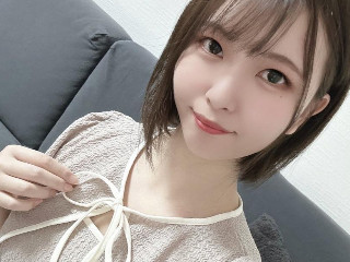 a girl from dmm-acha https://pics.dmm.co.jp/livechat/01117691/profile_l.jpg