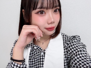 a girl from dmm-acha https://pics.dmm.co.jp/livechat/01117787/profile_l.jpg