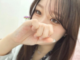 a girl from dmm-acha https://pics.dmm.co.jp/livechat/01119065/profile_l.jpg