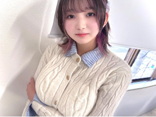 a girl from dmm-ocha https://pics.dmm.co.jp/livechat/01119184/profile_l.jpg