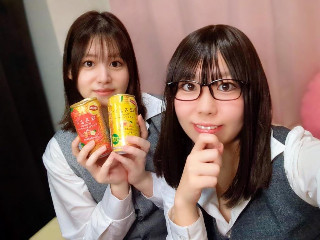 a girl from dmm-macha https://pics.dmm.co.jp/livechat/01119871/profile_l.jpg