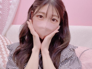 a girl from dmm-macha https://pics.dmm.co.jp/livechat/01121095/profile_l.jpg