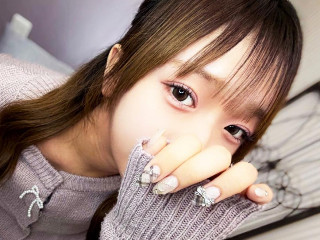 a girl from dmm-ocha https://pics.dmm.co.jp/livechat/01123471/profile_l.jpg