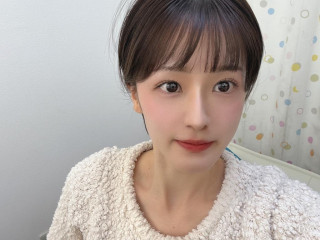 a girl from dmm-ocha https://pics.dmm.co.jp/livechat/01123756/profile_l.jpg