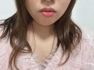 a girl from dmm-acha https://pics.dmm.co.jp/livechat/01123982/profile_l.jpg