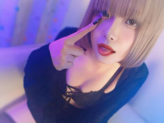 :ナナ: