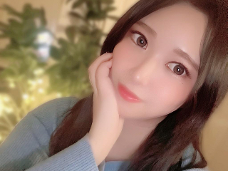 a girl from dmm-macha https://pics.dmm.co.jp/livechat/01125887/profile_l.jpg