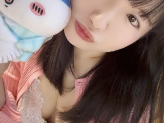 瑠璃奈
