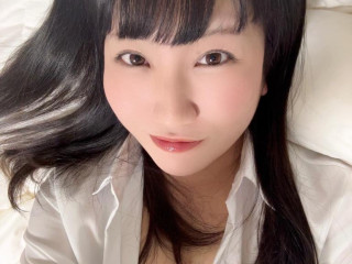 瑠璃奈