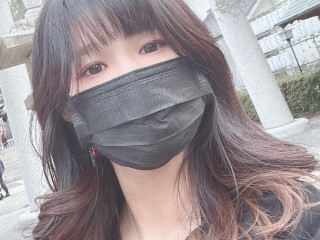 .よる・。